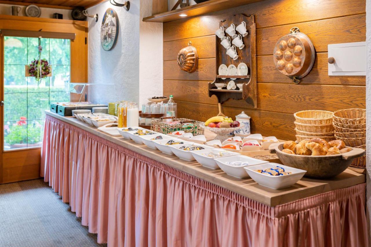 Hotel-Pension-Ostler บาดวิสเซ ภายนอก รูปภาพ